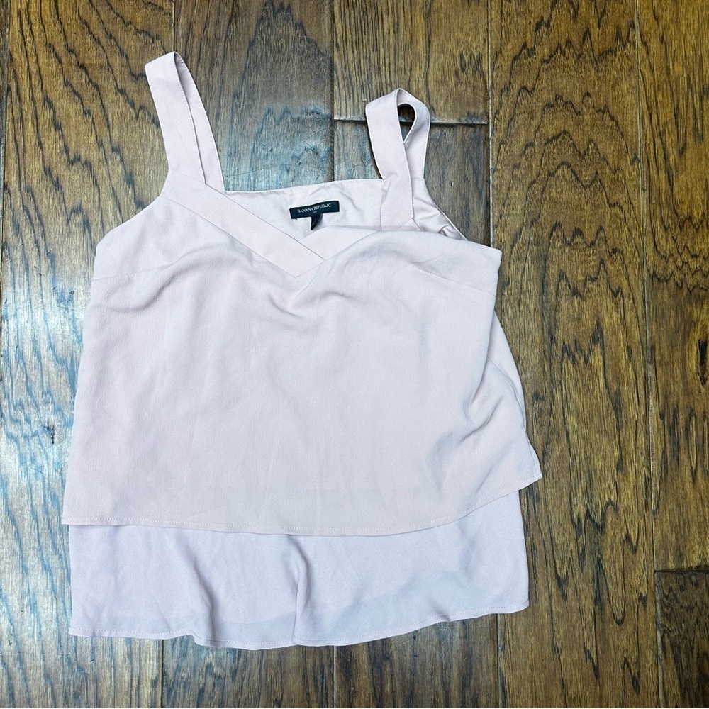 Banana‎ republic layered top NWT